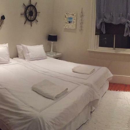 Cape Nelson Guest House เคปทาวน์ ภายนอก รูปภาพ